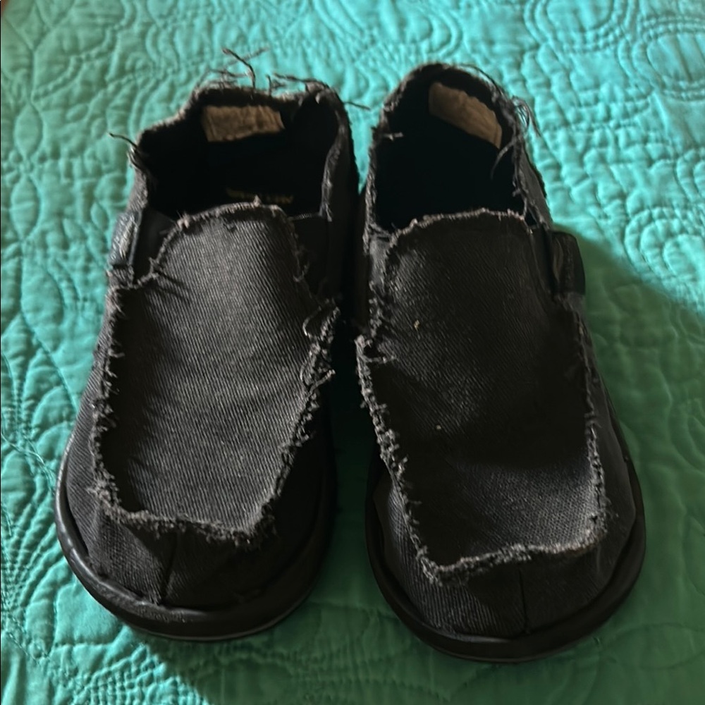 Kids Maui Island Black Slip-On Shoes